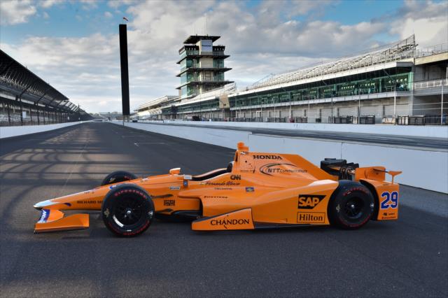 El McLaren Honda preparado por Andretti Autosport con el cual Fernando Alonso hará su debut en IndyCar. Foto gentileza de IndyCar Media/Chris Owens. 