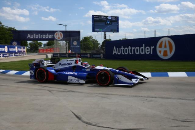 Sato busca meterse en la lucha por el título (FOTO: Bret Kelley/INDYCAR)