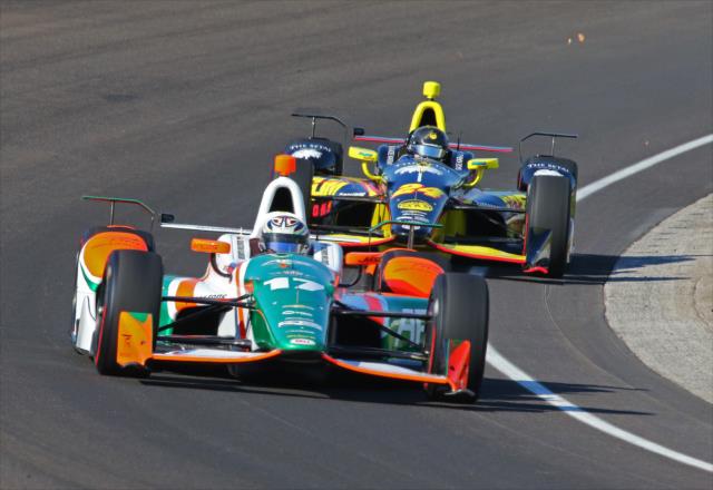 Saavedra volvió a la acción (FOTO: Mike Harding/INDYCAR)